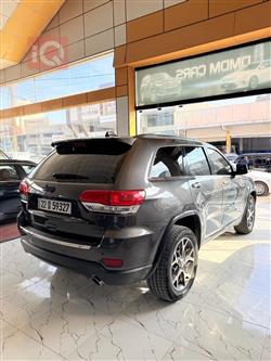 جيب جراند شيروكي